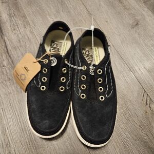 Vans unisex black shoes